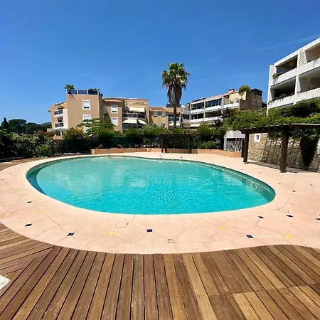 Superbe Avec Grande Terrasse * Carqueiranne
